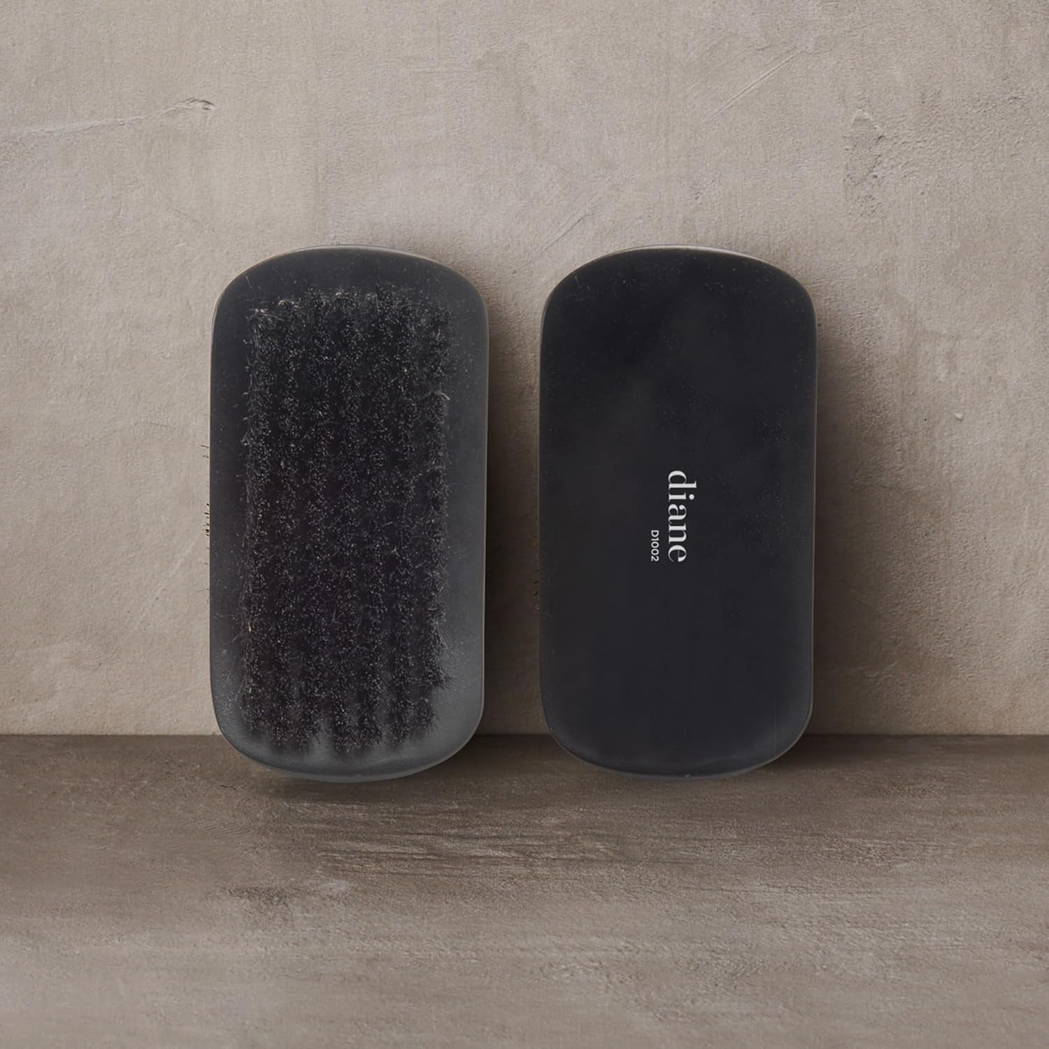 100% Boar Bristle Curved Brush - Ultimate Detangling & Smoothing for Fine to Medium Hair, Restores Shine & Texture