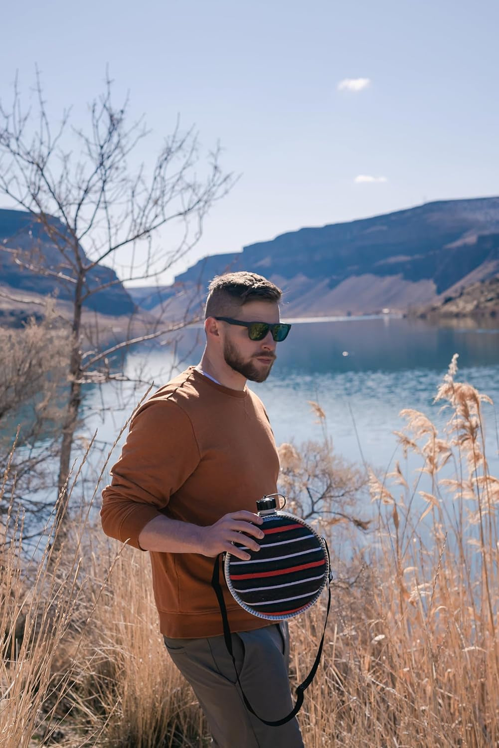 2 Quart Canteen with Cozy Blanket Cover – Perfect for Outdoor Adventures!